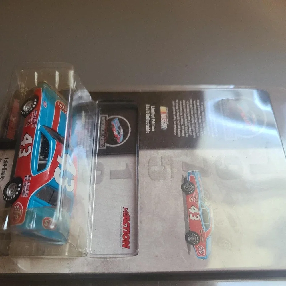 Richard Petty Diecasr